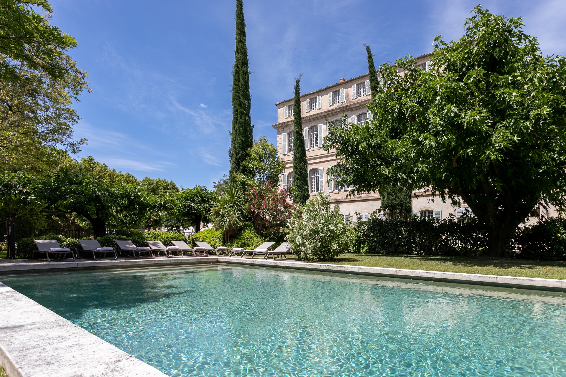 chateau-de-mazan-ventoux-vaucluse -avignon-provence-piscine-seminaires-de-caractere