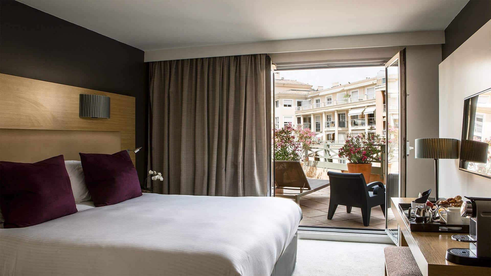 grand-hotel-roi-rene-aix-en-provence-paca-luberon-marseille-hebergement-seminaires-de-caractere-.jpg