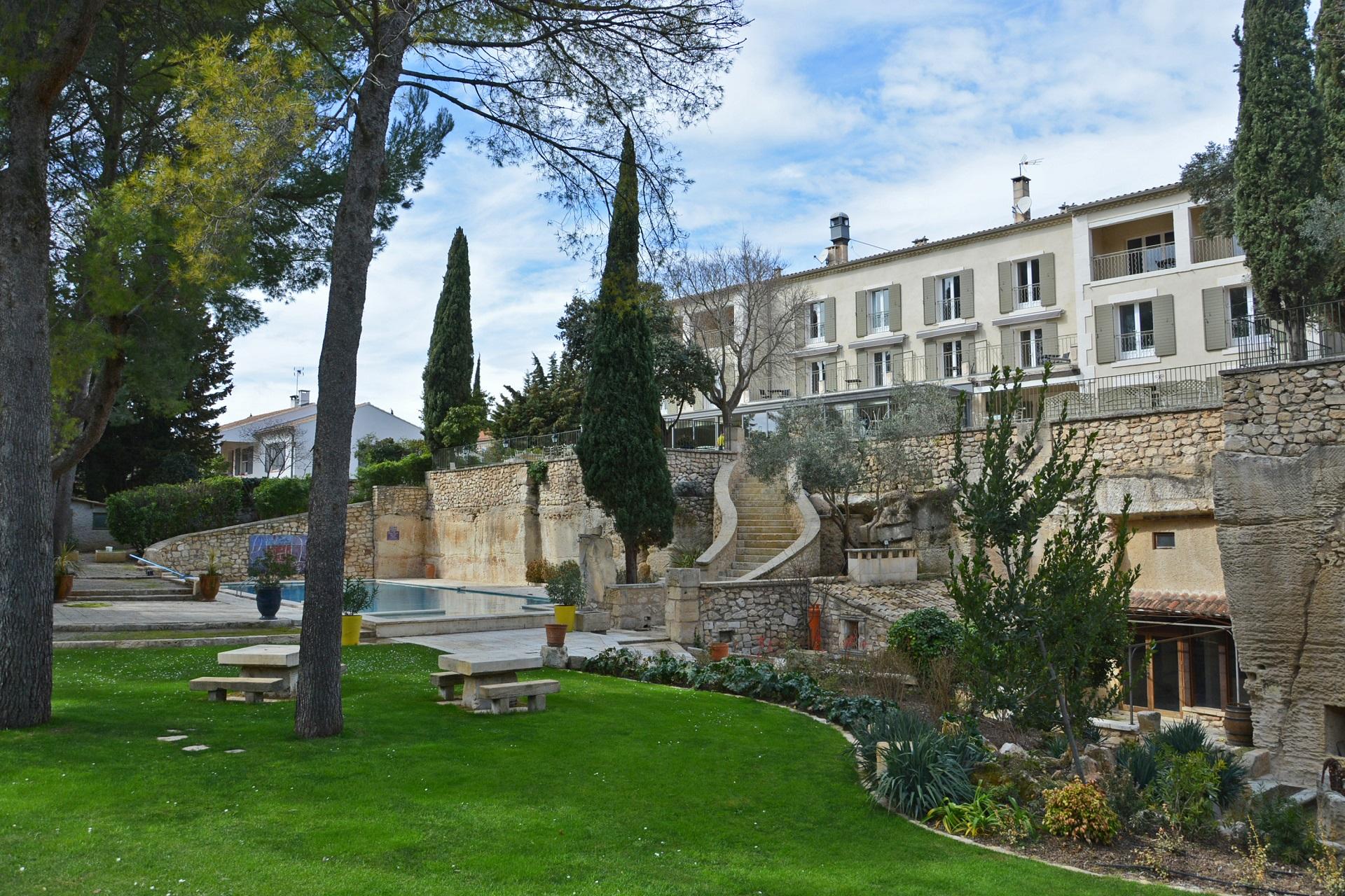 hotel-belesso-baux-de-provence-fontvieille-farniente-seminaires-de-caractere