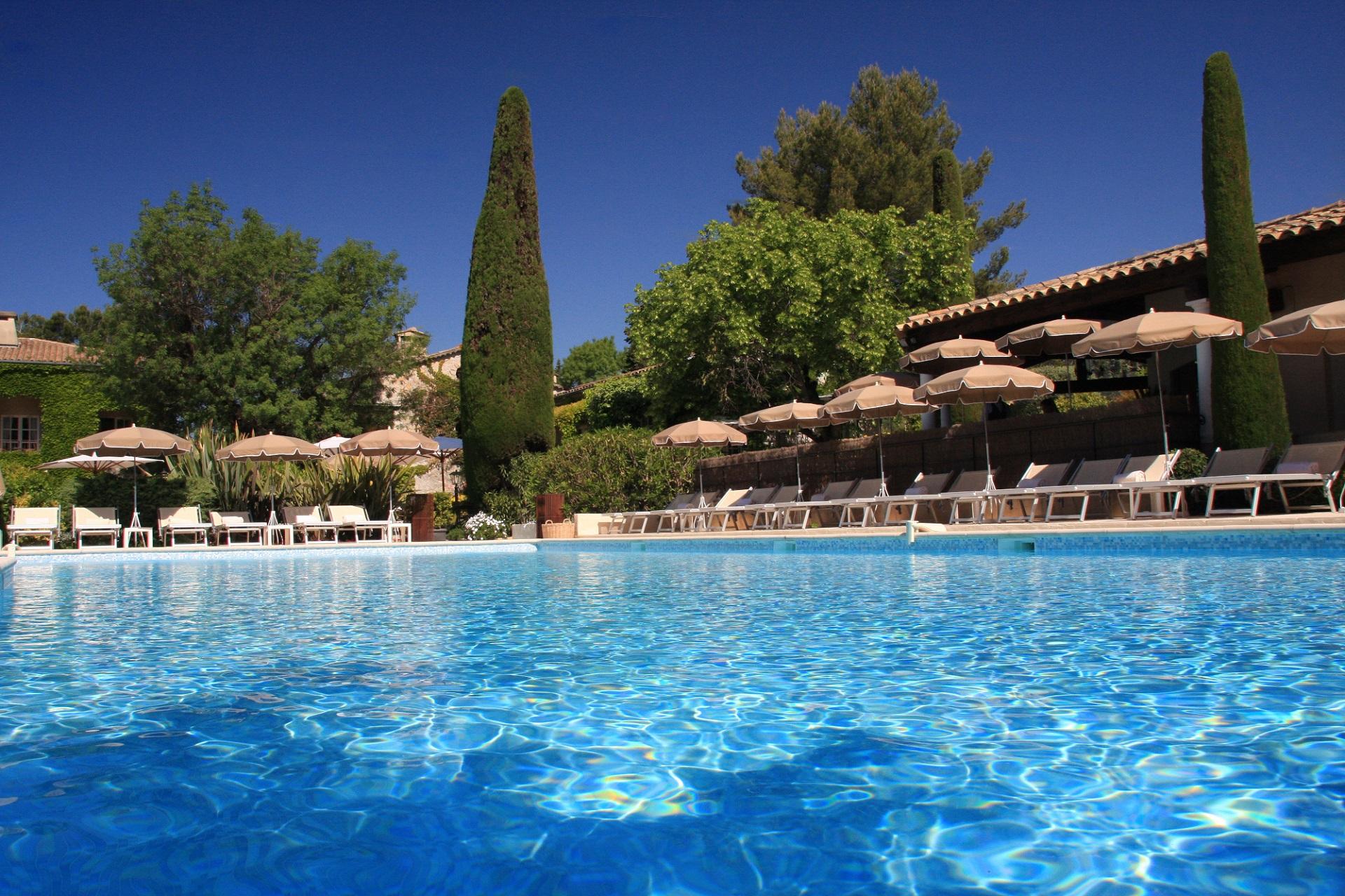 hotel-de-mougins-cote-dazur-cannes-piscine-seminaires-de-caractere