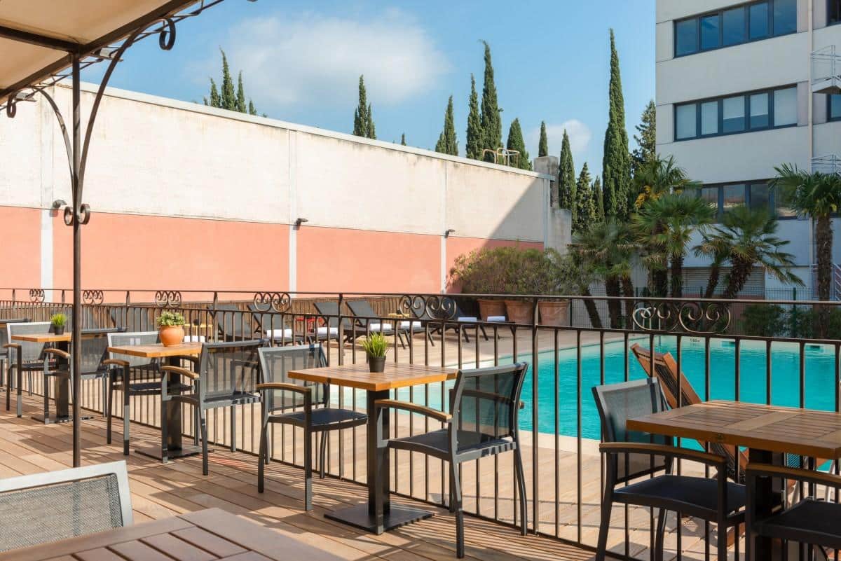 hotel-le-galice-aix-en-provence-sud-france-piscine-seminaires-de-caractere
