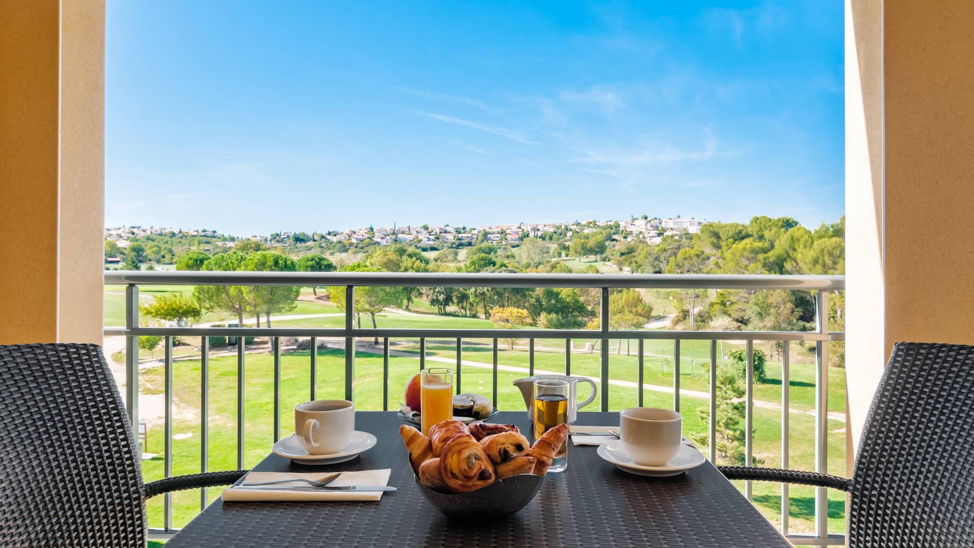 hotel-spa-de-fontcaude-juvignac-montpellier-occitanie-chambre-avec-vue
