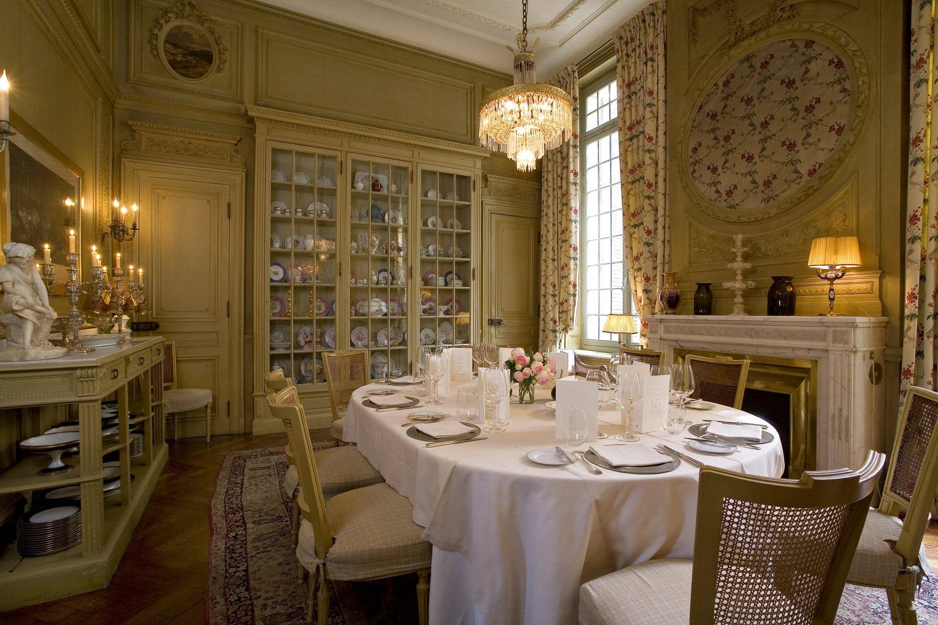 la-mirande-avignon-provence-luberon-reunion-seminaires-de-caractere-salon-prive