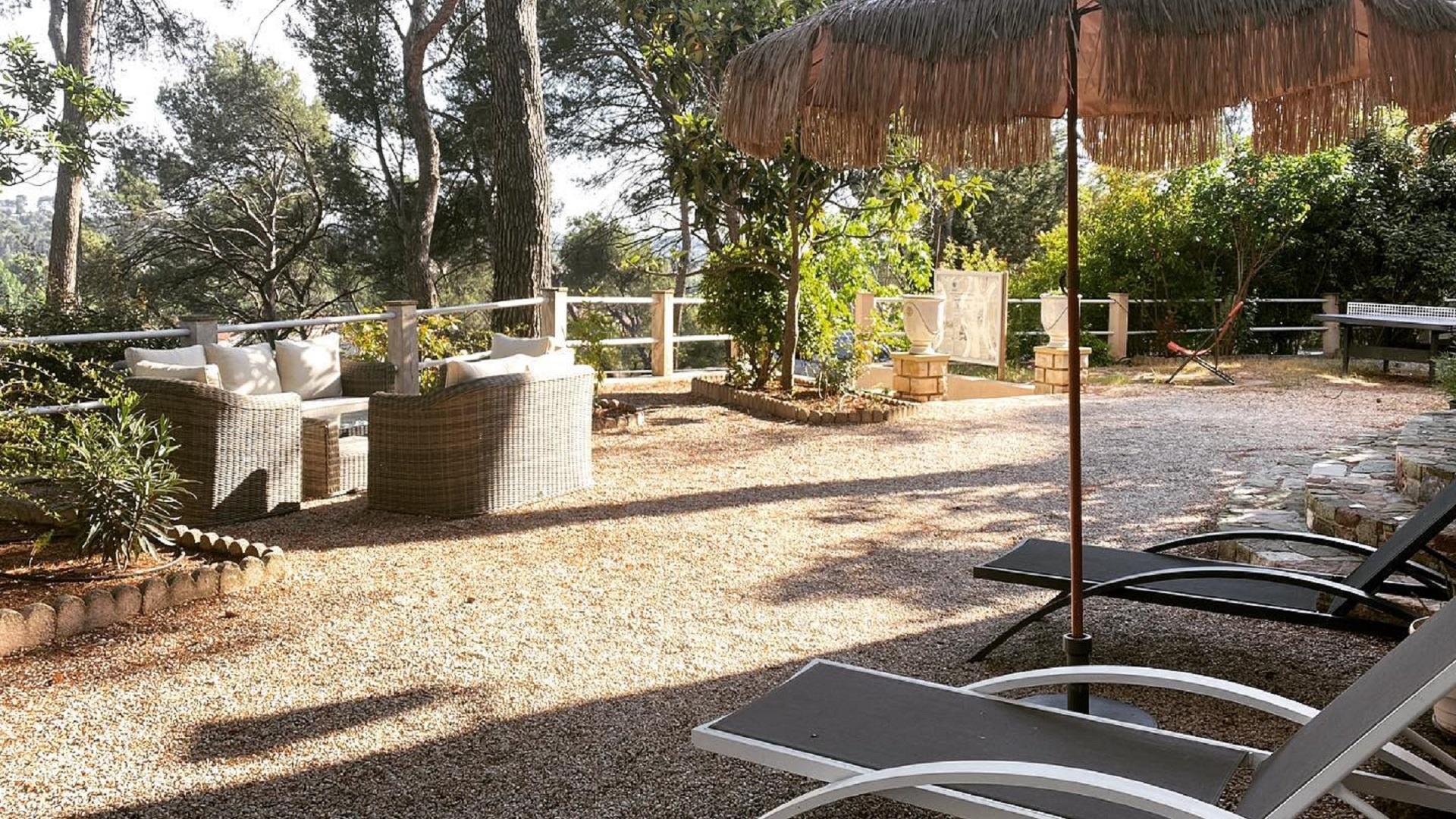 mas-des-ecureuils-aix-en-provence-sud-france-provence-terrasse-seminaires-de-caractere