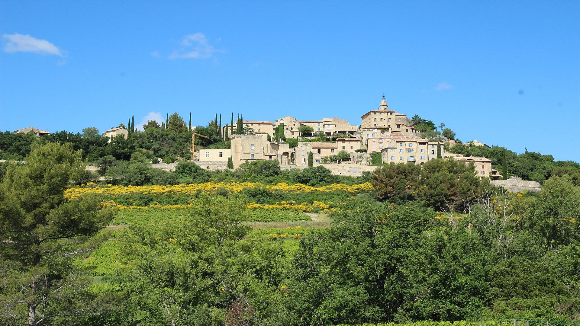 Crillon-le-brave-mont-ventoux-provence-avignon-village-seminaires-de-caractere